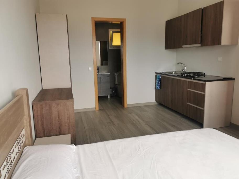 Enzo Apartamento T0 - Inforsal Espargos Buitenkant foto
